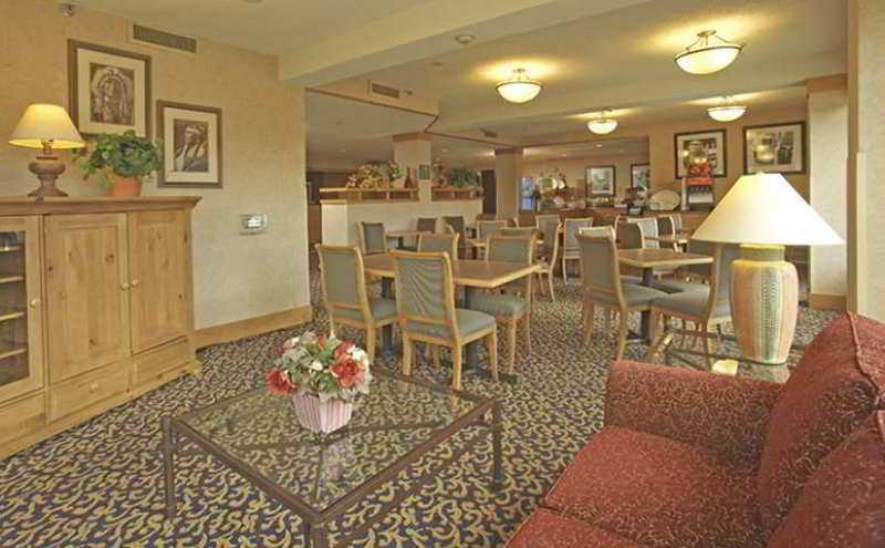 Woodmen Inn Colorado Springs Restaurant photo